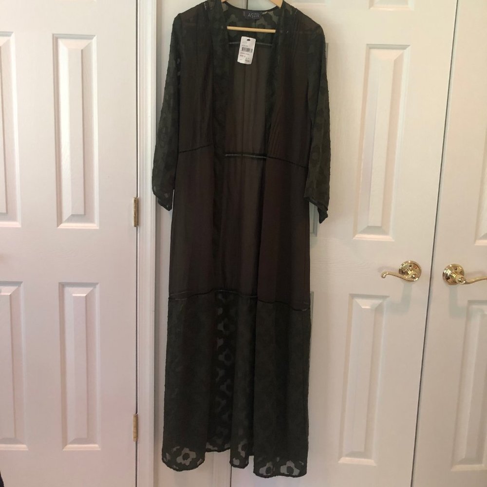 Boho Robe - Picture 2 of 12